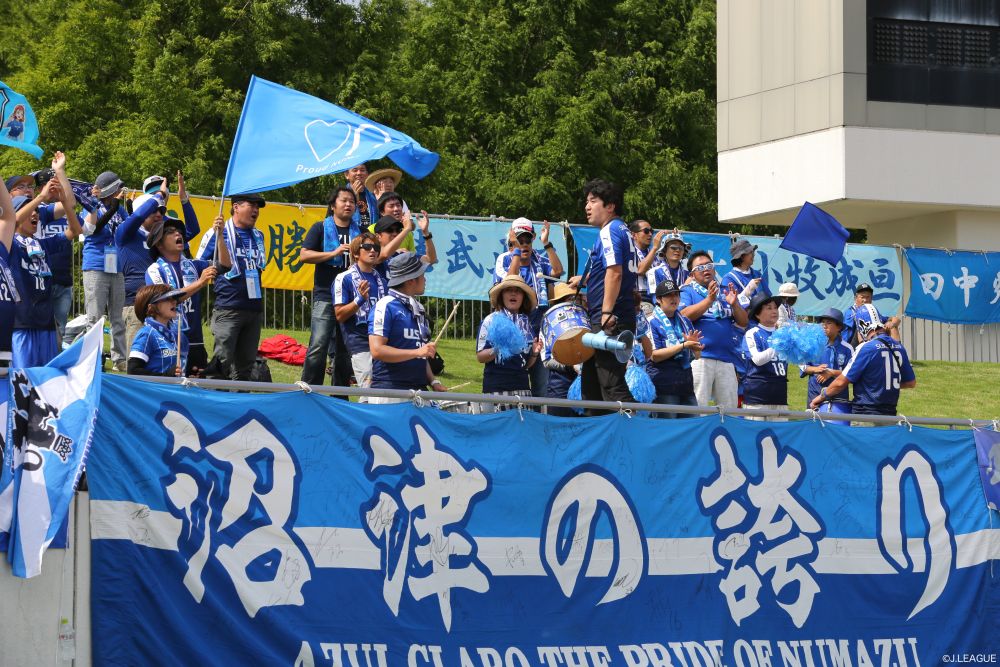 8 21は 静岡県民の日 これが サッカー王国 静岡のｊクラブだ ｊリーグ Jp