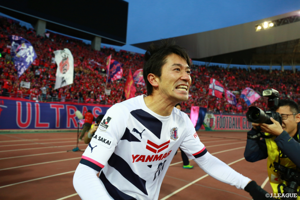 公式】【#サッカーを愛しサッカーに愛された男】玉田圭司選手引退へ