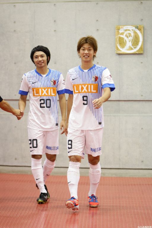鹿島アントラーズ 大迫勇也 トレーニングウェア Www Vetrepro Fr