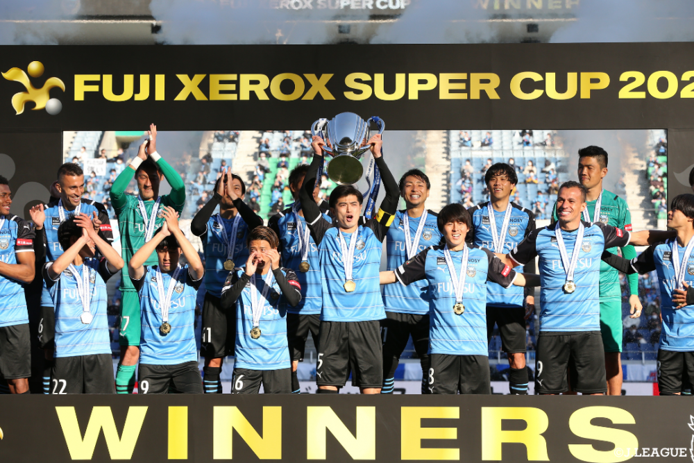 川崎フロンターレ　Jリーグ　初優勝　フォトフレーム 川崎フロンターレ J1優勝おめでとう！選手サイン入り優勝記念T