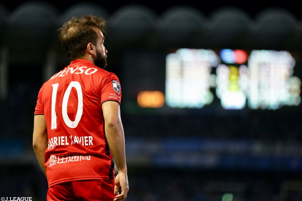 背番号10は特別な番号ってホント 10番のユニフォームで活躍する現役ｊリーグ選手を紹介します ｊリーグ Jp